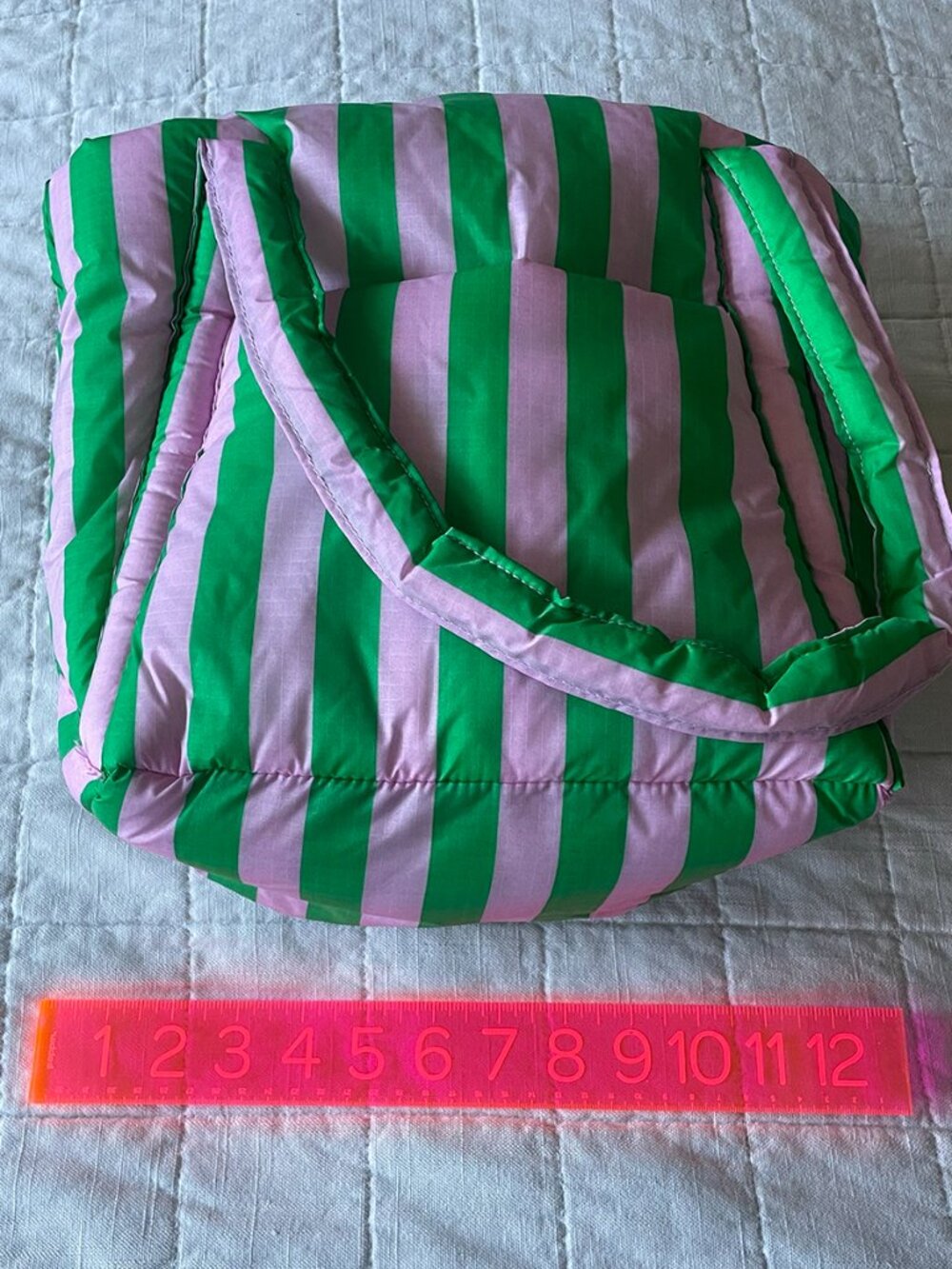 Rare Baggu Cloud/Puffer Mini Tote Pink & Green Striped - Picture 5 of 8